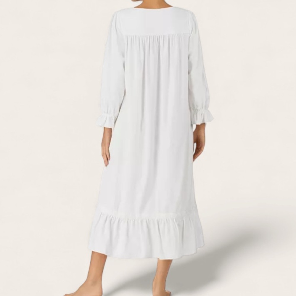 Eileen West NWOT Women's White Long Sleeve Nightgown - Picture 2 of 11